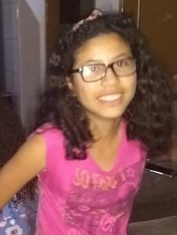 Menina de 13 anos sai de casa e desaparece sem deixar vestígios
