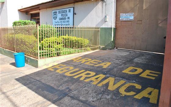 Polícia prende traficante e evita que celulares fossem entregues a detentos