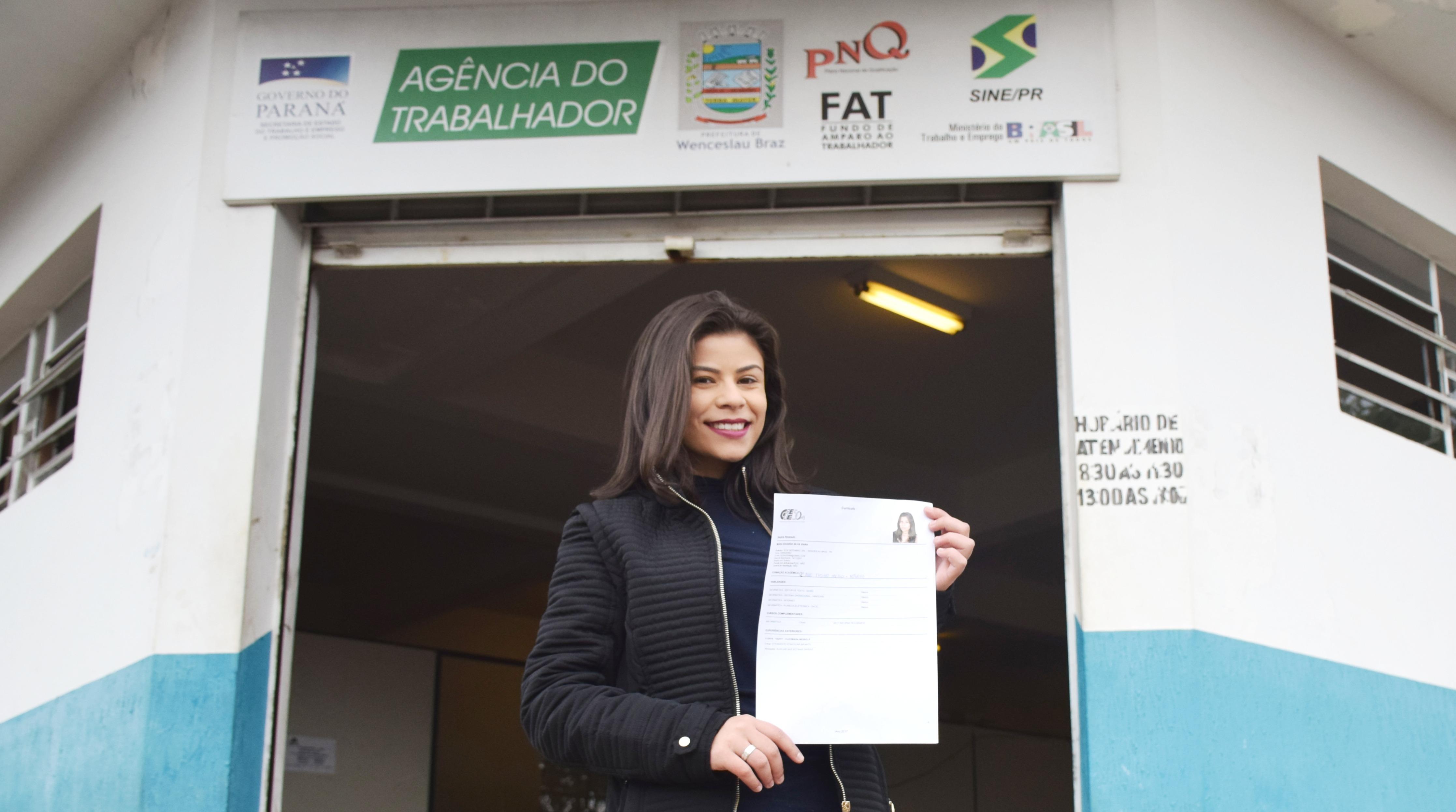 “Preciso de uma chance”, declara jovem estudante