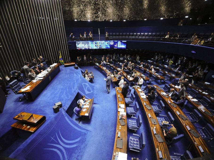Conheça 14 nomes que já estão na disputa por duas vagas de senador pelo Paraná