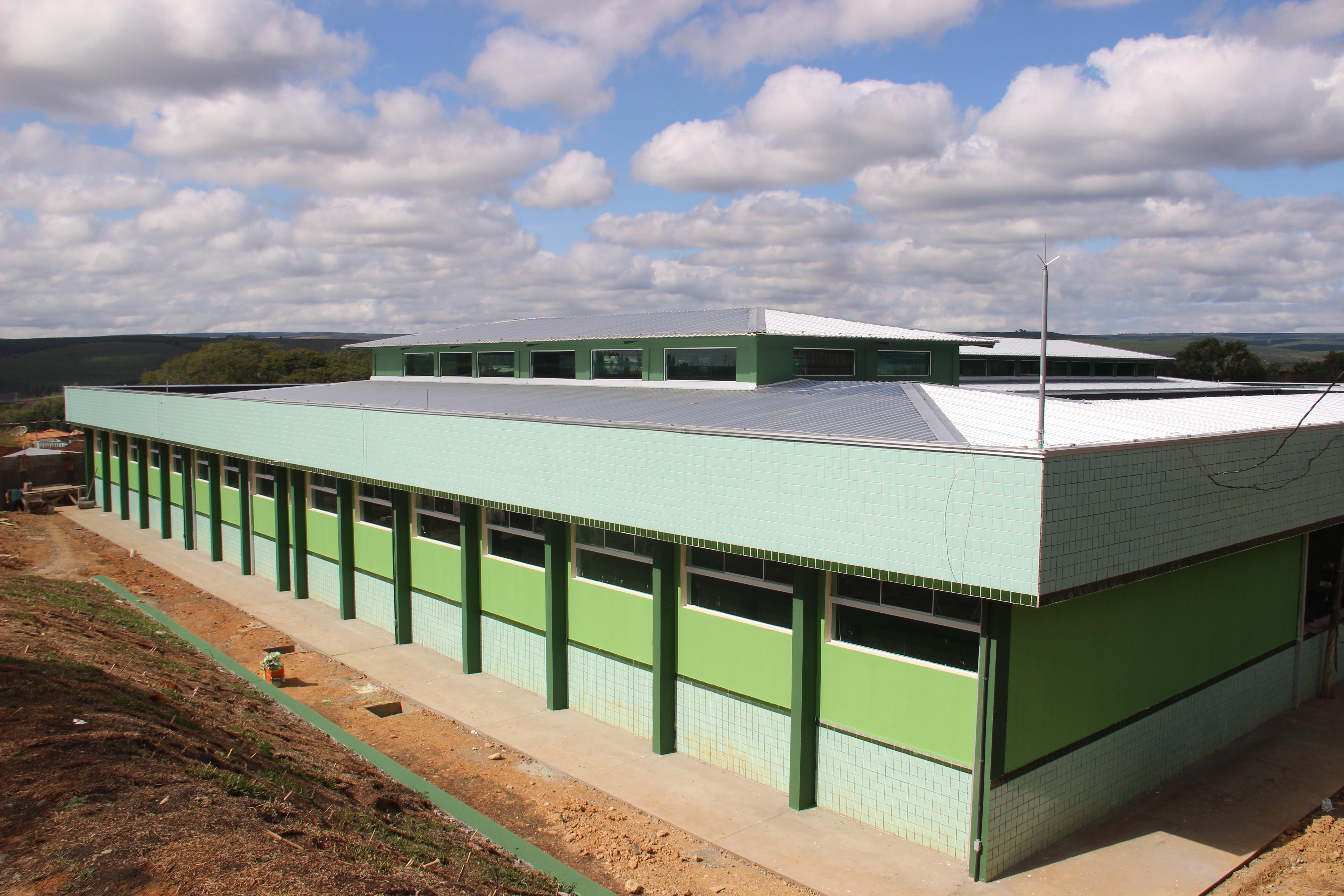 Construção de nova escola no Jardim Samambaia chega à fase final de execução