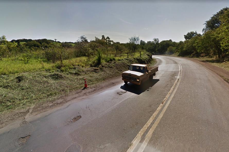 Estradas não pavimentadas de Santana do Itararé recebem cascalhamento