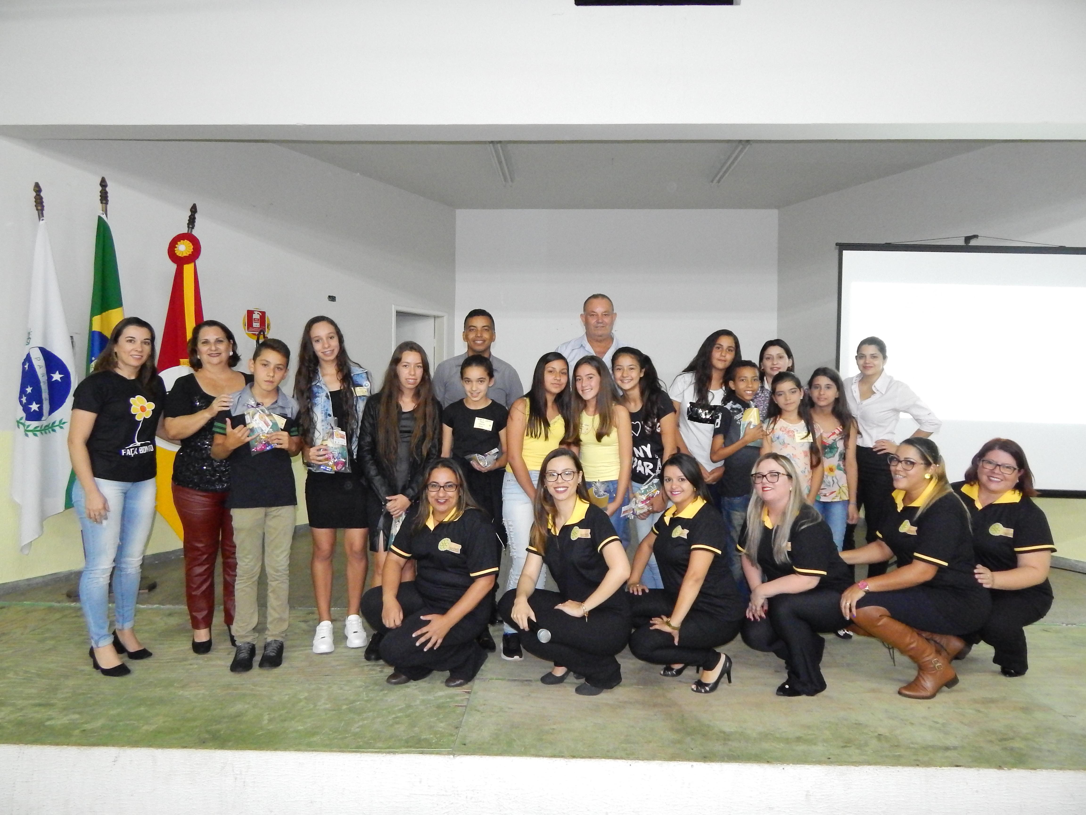 Japira realiza Concurso Cultural e premia vencedores com viagem ao Beto Carreiro World