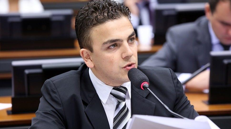 Aliel critica novo aumento no preço dos combustíveis