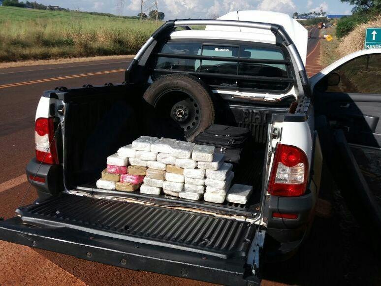 Motorista é flagrado com 35 quilos de crack em caminhonete