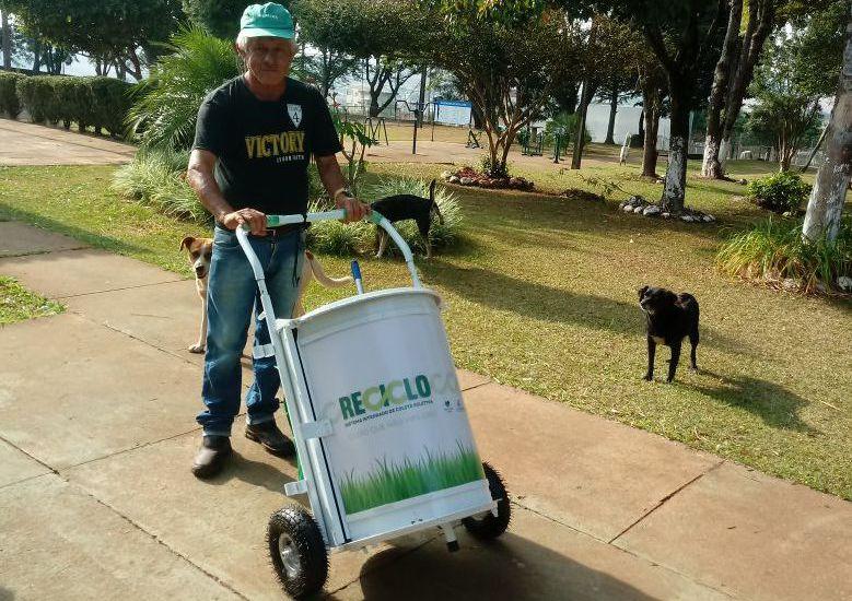 Prefeitura promove parceria para capacitação de catadores de recicláveis