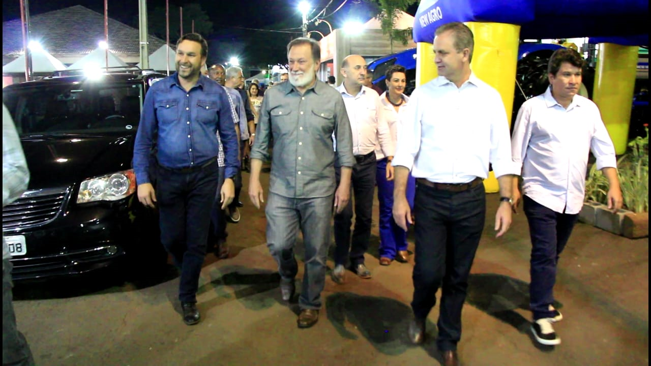 Osmar Dias e Pauliki discutem plano de governo para gerar emprego e renda