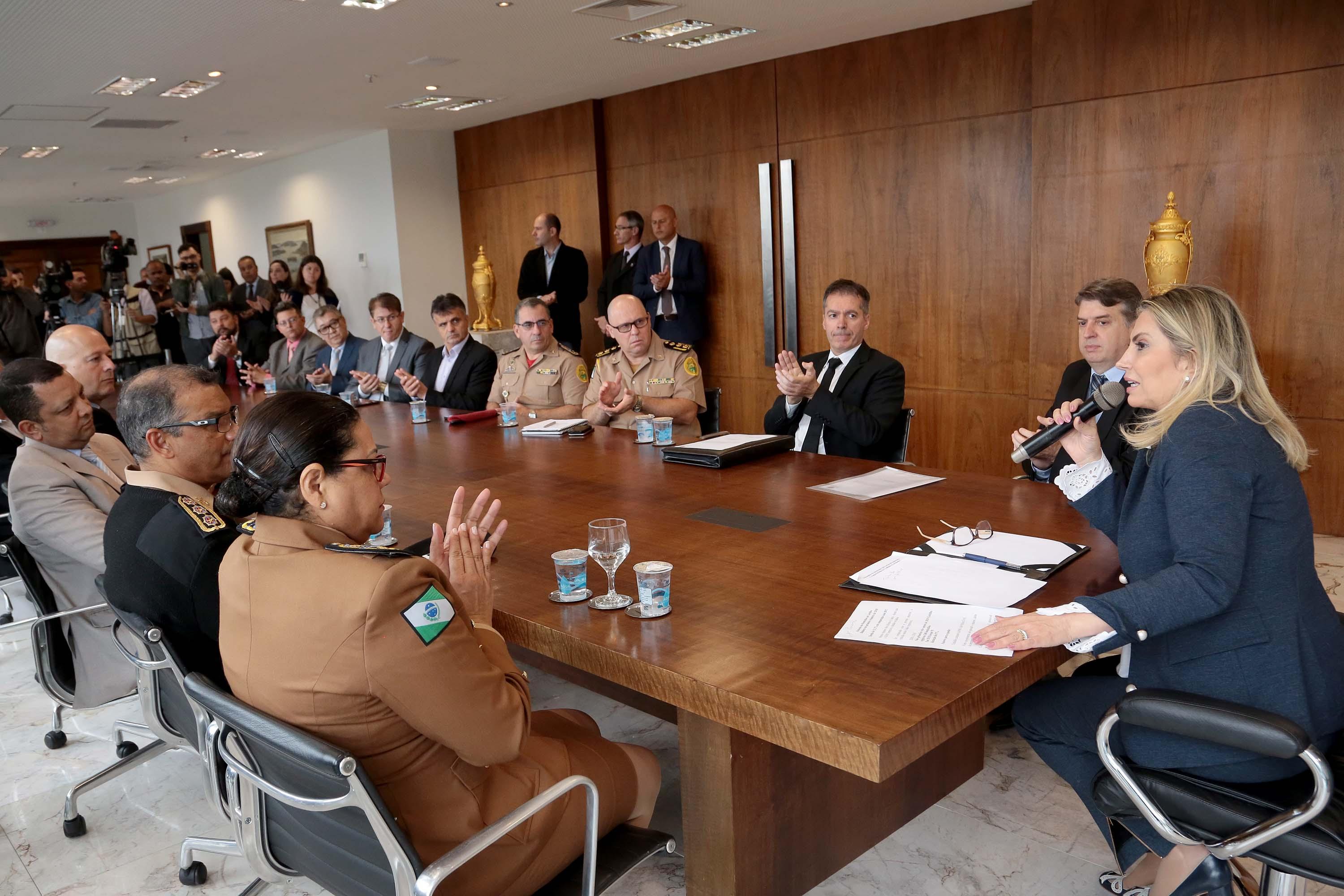 Governo do Paraná cria divisão policial de combate à corrupção