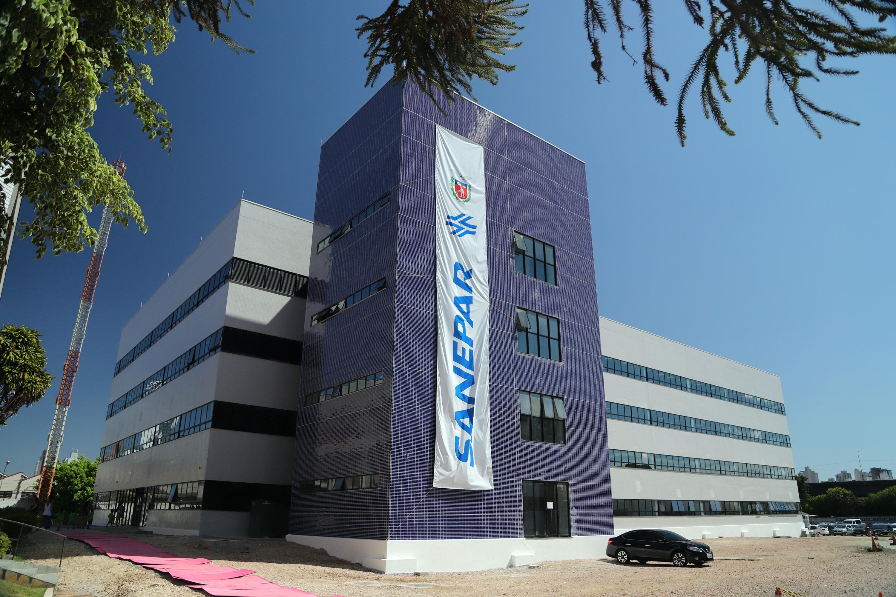 Prefeitos destacam suspensão do reajuste da água da Sanepar