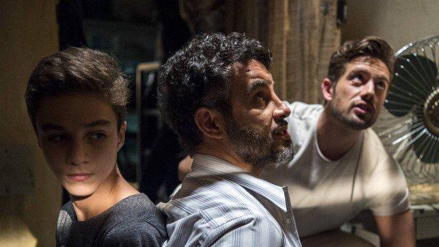 'Outro lado do Paraíso': Renato sequestra Tomaz e pede resgate milionário
