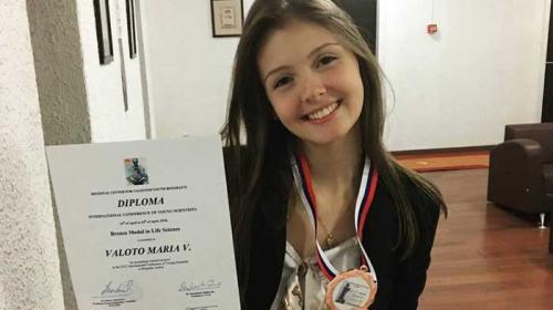 Estudante do Norte do Paraná é medalha de bronze em evento científico na Sérvia