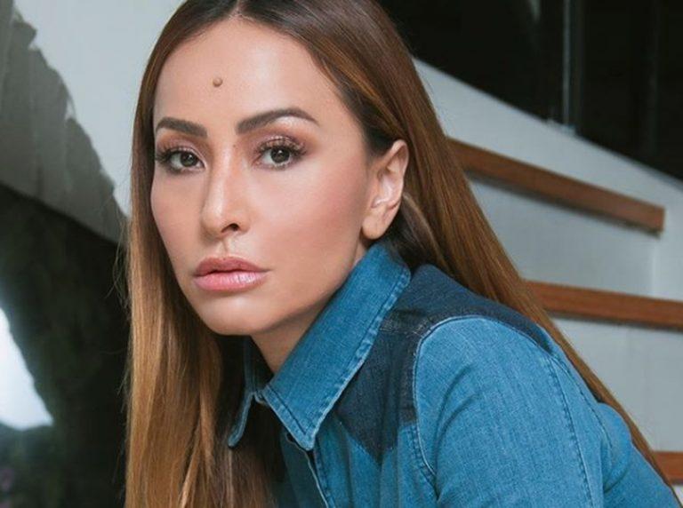 Record decide o que fazer com Sabrina Sato após vários programas cancelados