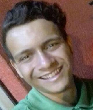 Policial a paisana reage a assalto e mata suspeito
