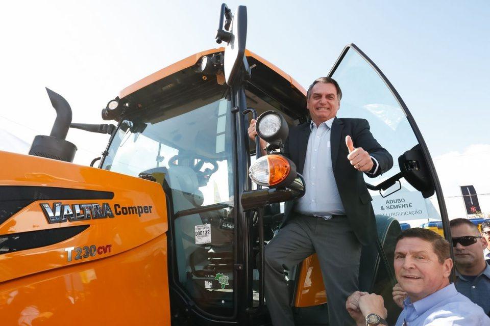 Bolsonaro quer liberar reação contra invasor de propriedades rurais