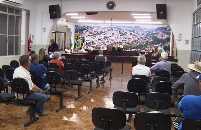 Vereadores chegam a receber o equivalente a seis meses de salário com diárias de viagens