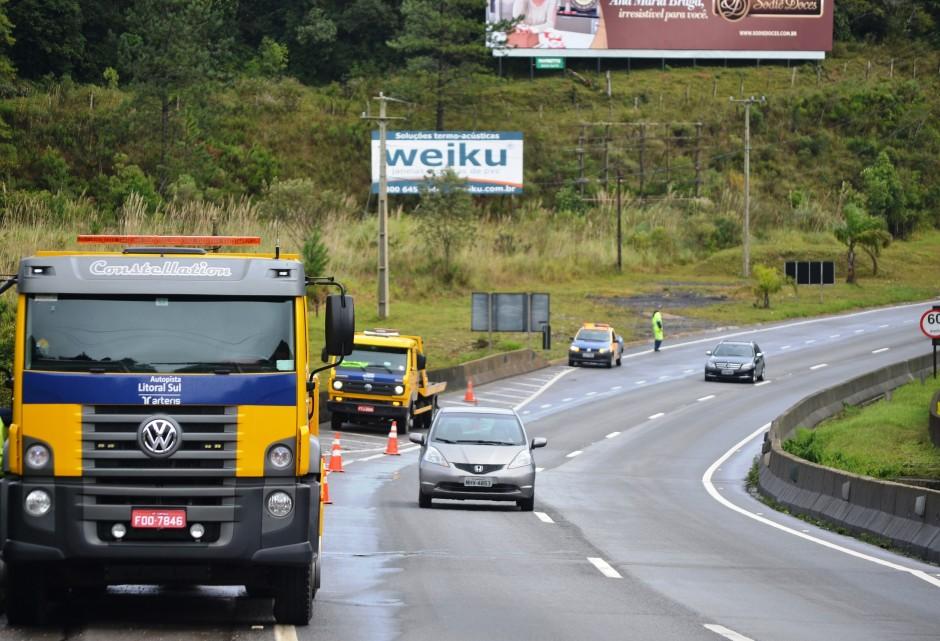 Movimento nas estradas do Paraná sobe até 176% na temporada