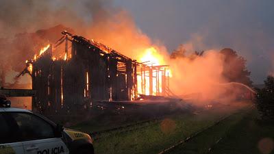 Estação Ferroviária de Arapoti é destruída por incêndio