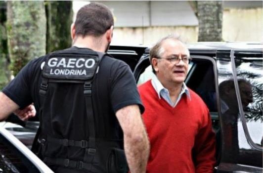 Mandados de busca e apreensão são cumpridos em operação envolvendo ex-diretor da Alep