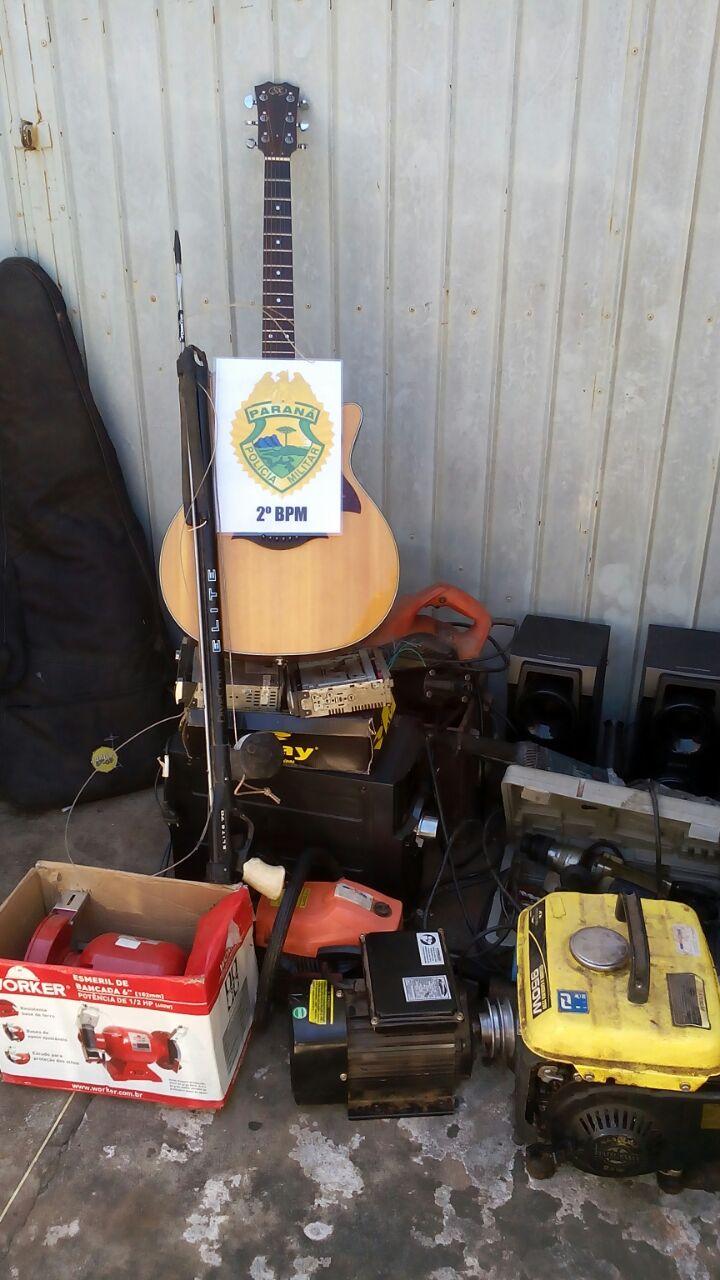 Polícia recupera objetos roubados escondidos no Vista Alegre