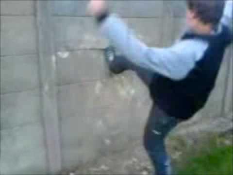 Homem derruba parede após ex-mulher ameaçar construir “divisória” na residência