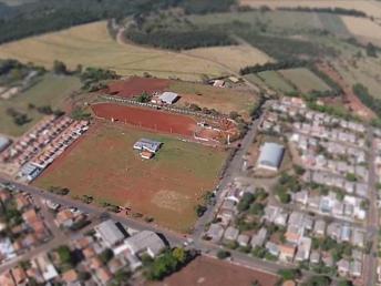 Prefeitura de W. Braz negocia uso do  CTG para construir casas populares