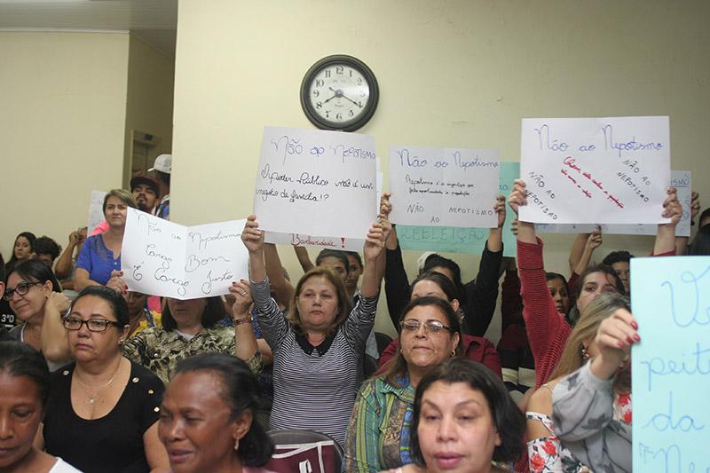 Nepotismo Aprovado: Prefeitura de Cambará em família