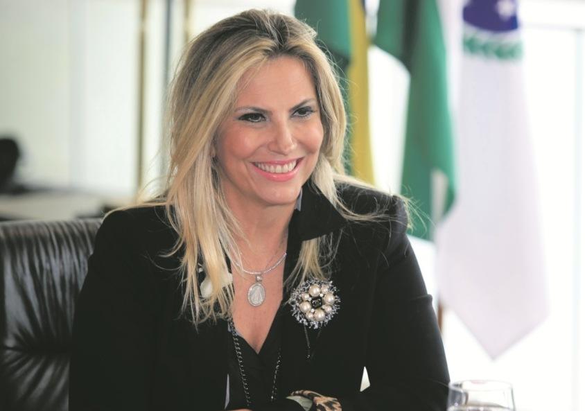 “Serei candidata em qualquer cenário”, afirma Cida Borghetti