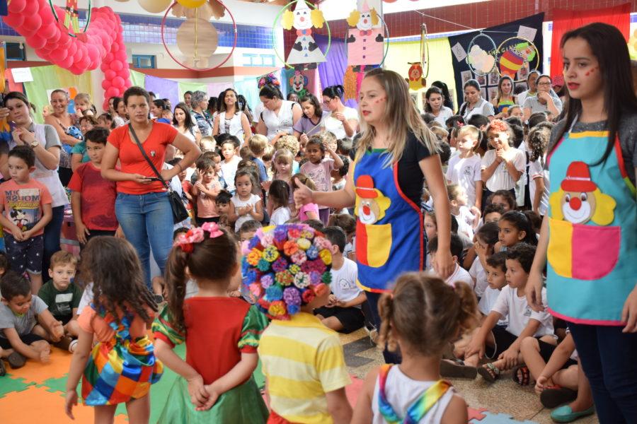 Cmei Criança Feliz realiza 1ª Exposição de Educação Infantil