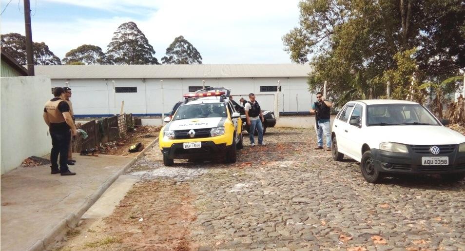 Polícia de Wenceslau Braz prende foragidos de Carlópolis na Vila Santa Maria