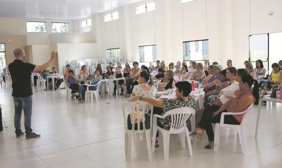 NRE realiza Formação em Ação Disciplinar para mais de 600 profissionais da educação