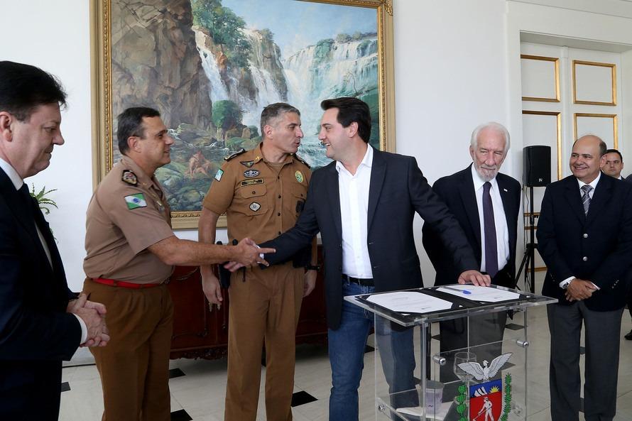 Governador autoriza pagamento de promoções para 1.063 policiais militares