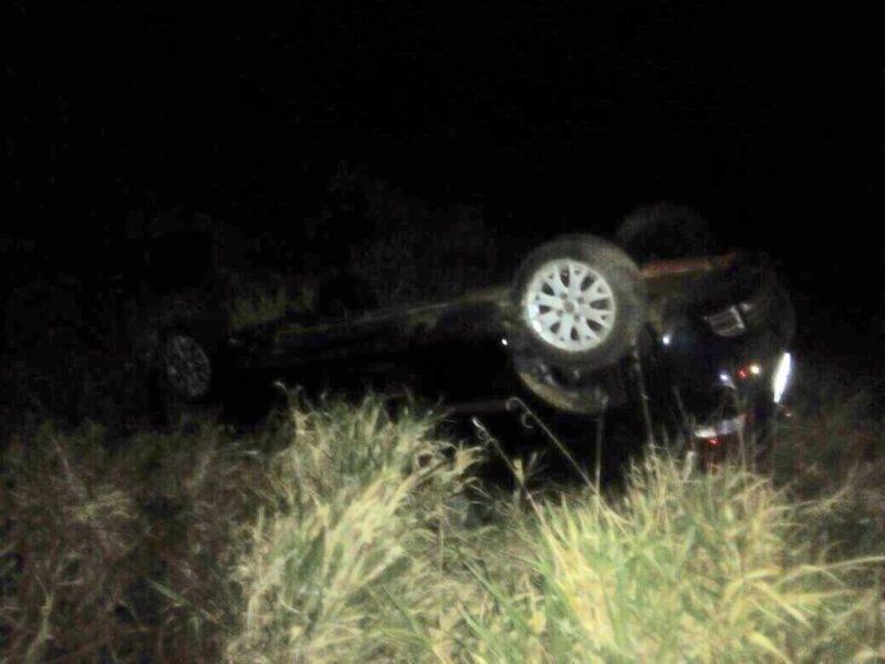 Acidente próximo ao trevo de Wenceslau Braz deixa três pessoas feridas