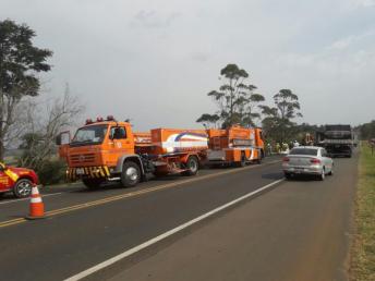 Após mais de 20 horas de interdição, trecho da PR-092 é liberado