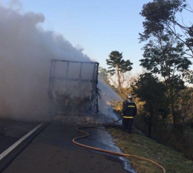 Trecho interditado da PR-092 pode ser liberado somente amanhã