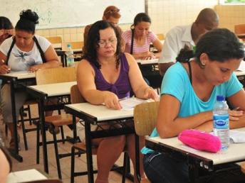 Prefeitura de Tomazina faz mudanças em edital de concurso