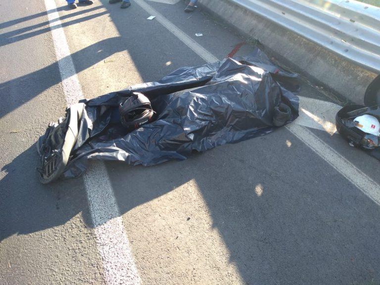 Homem morre ao colidir moto em “Guard Rail” em Jaguariaíva