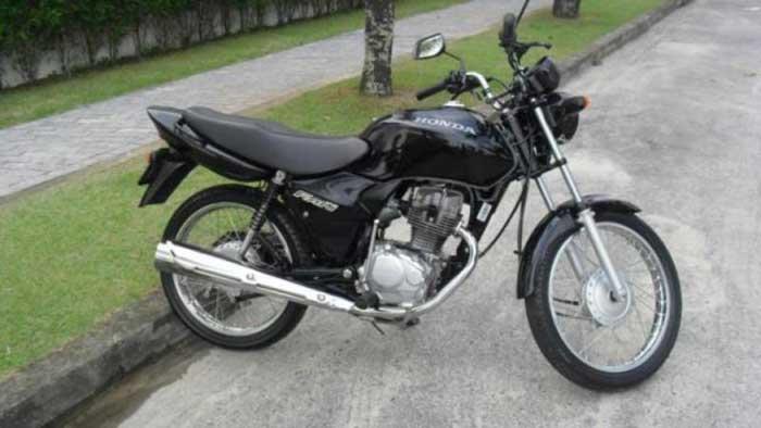 Assaltantes encapuzados roubam pizzaria de Ibaiti