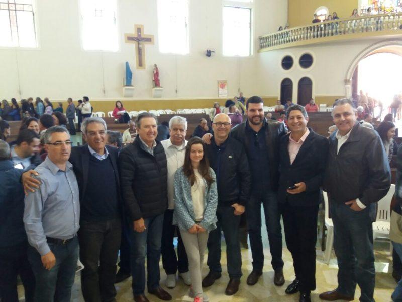 Governador Beto Richa visita festa do B.J. em Siqueira Campos