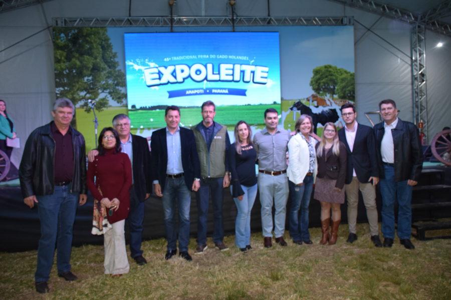 Braz Rizzi se reúne com prefeitos da região e deputado Sérgio Souza na Expoleite