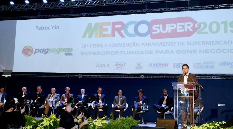 Ambiente favorável fortalece setor produtivo, diz governador