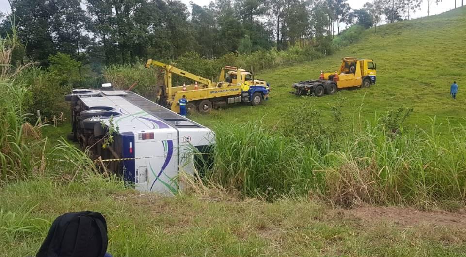 Motorista de ônibus tenta fugir de assalto e é morto com tiro de fuzil