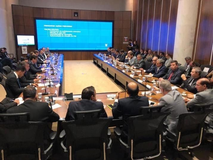 Líder do governo reúne deputados para conhecer planejamento da Segurança Pública