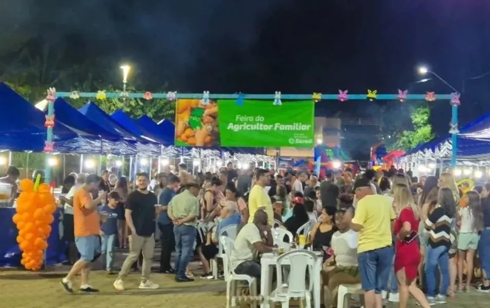 Com forte adesão do público, Feira do Agricultor Familiar de Pinhalão confirma continuidade do projeto