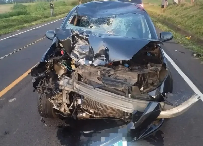 Acidente entre moto e carro mata jovem na hora no Norte Pioneiro
