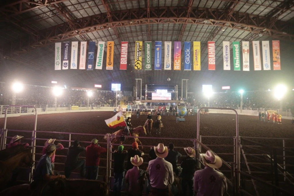 COLUNA ADI-PR: turismo, agro e cenário político em foco