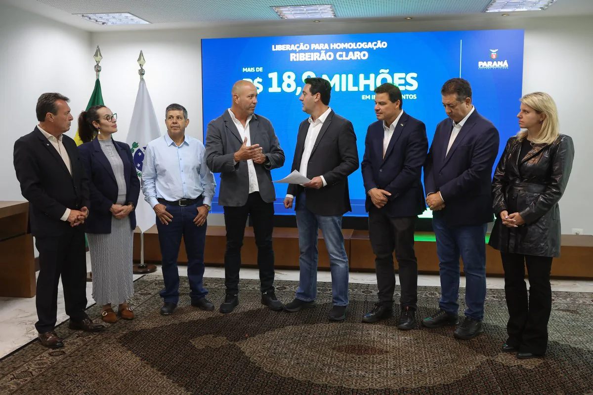 Governador anuncia recursos para obras em Ribeirão Claro