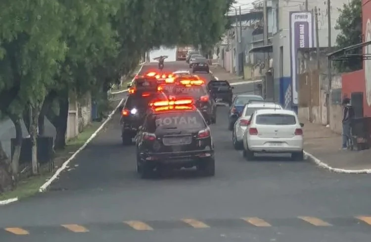 Operação policial prende suspeitos com drogas em Wenceslau Braz