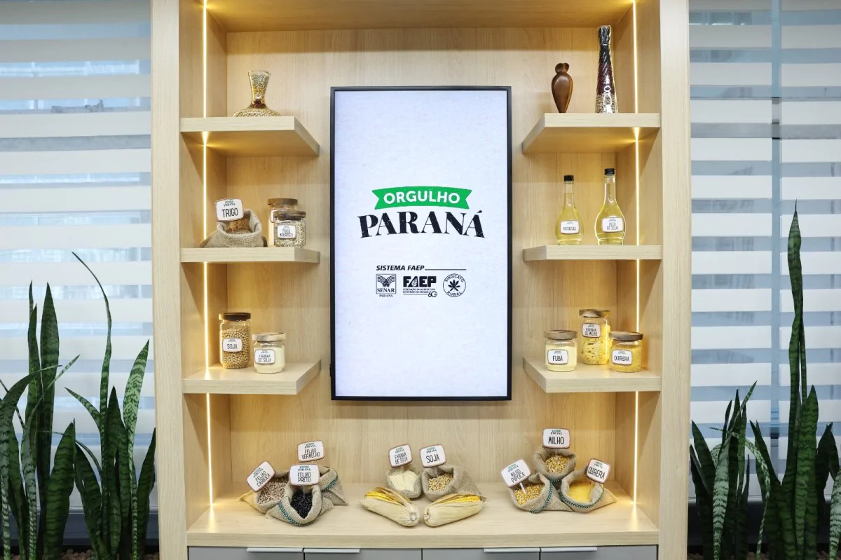 Soja, milho e feijão ganham destaque em exposição que celebra força do agro paranaense