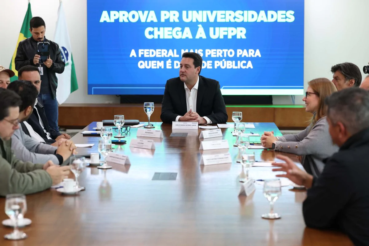 Alunos da rede estadual poderão entrar na UFPR sem vestibular através da Prova Paraná
