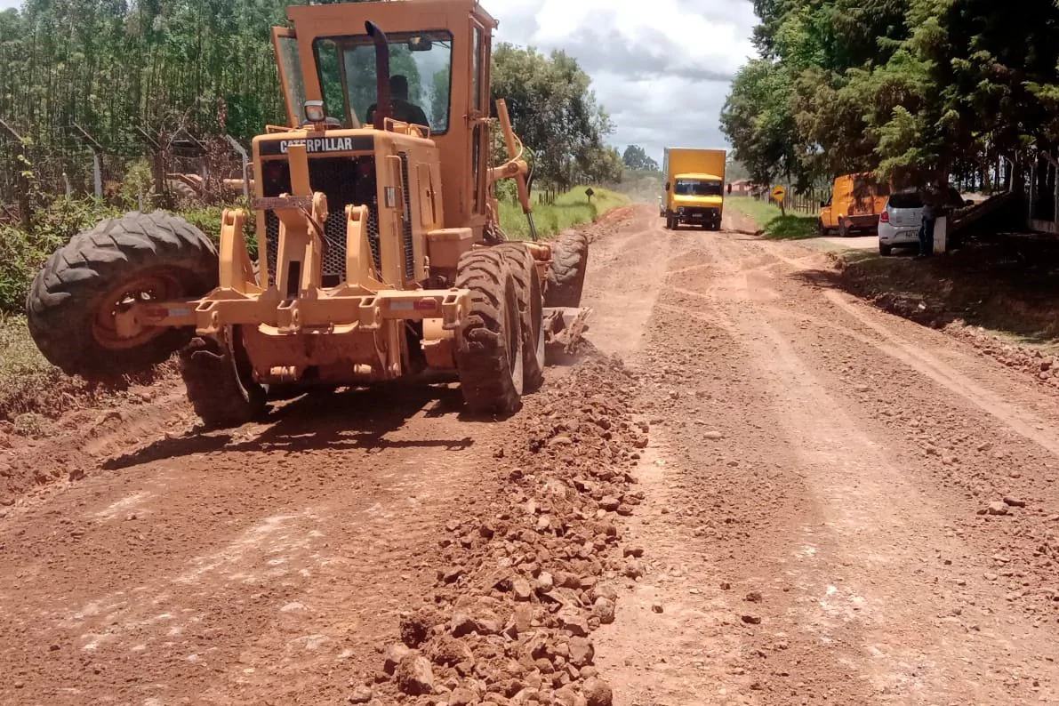 Governo do Paraná avança com pavimentação entre Sengés e São José da Boa Vista